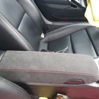 991.1 armrest (with Paddles)  -  Dark grey Alcantara 9002 , Red  stitching