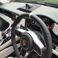 Panamera hybrid -  Black Smooth leather + Light grey centre stripe , Light grey 412 stitching