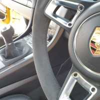 991 gen 2 Manual - Original thickness, Dark grey Alcantara 9002 + Yellow centre stripe, Dark grey 1282 stitching