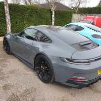 992-GT3-touring-2023-Original-thickness-Dark-grey-Alcantara-9002-Dark-grey-ALCANTARA-9002-centre-stripe-YELLOW-113-stitching-4