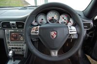 987-997-triangular-airbag-–-Thicker-Thumbs-added-Perforated-leather-on-sides-Nappa-top-bottom-Dark-grey-416-stitching