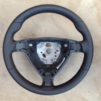 997987-triangular-airbag-black-thicker-thumb-grips-built-up-perforated-leather-sides-nappa-top-bototm-silver-412-stitching.JPG