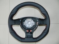 Golf V GTI- Perforated on sides, Nappa Top-Bottom, Red Stitching 1