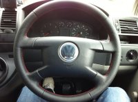 VW T5 before 2007 - Perforated leather on sides, nappa top-bottom, red stitching
