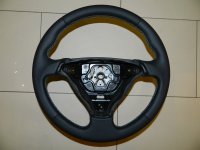 Alfa-GTV-slightly-thicker-perforated-sides-smooth-topbottom-silver-stitching-1