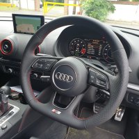 Audi S3 / S4 (with paddles) - Original thickness, Perforated leather on sides, Smooth leather top-bottom , Red stitching 1