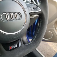 Audi-RS4-Standard-thickness-Dark-grey-Alcantara-9002-Light-grey-centre-stripe-Sight-grey-412-stitching-2