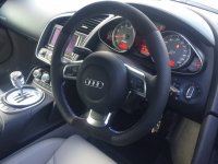 R8 - thicker, parforated sides, black alcantara 9040 top-bototm, white stitching