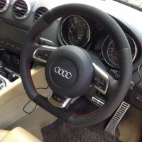 S3, TTmk2 - thicker 2mm, perforated siedes, black alcantara 9040 top-bottom, red stitching