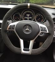 C63-facelift-Dark-grey-alcantara-9002-Ivory-stripe-at-12-oclock-ivory-stitching