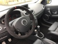 Clio 3 RS 197 - Black alcantara 9040 + Red marker at 12 o'clock, Silver 412 stitching
