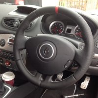Clio sport 197 - Perforated leather on sides, Smooth top bottom + Red marker at 12 o'clock, silver stitching - OEM Style 2