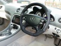 R230-55AMG-ReprofiledFlat-bottom-Perforated-lrather-sides-Dark-grey-alcantara-top-bottom-Mid-grey-stitching-2