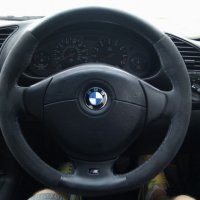 E36 M-tech steering wheel Thicker in alcantara with M stitching 03