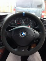 E36 M3 M-tech - doublele padded, black alcantara + red stripe at 12 o-clock, M-stitching
