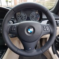 E87 E90 M-sport - Padded, Perforated leather on sides, Smooth topBottom, M stitchinh 1