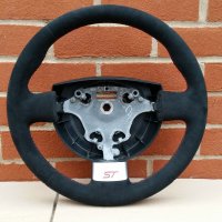Fiesta ST 2006 - Black alcantara, Red stitching 1