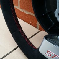 Fiesta ST 2006 - Black alcantara, Red stitching 2
