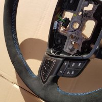 Focus RS mk3 (3-spoke) - Black Alcantara 9040 + Blue 1318 stitching 5