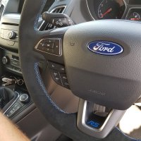 Focus RS mk3 - Black Alcantara 9040 + Blue Centre stripe Blue 1318 stitching 4