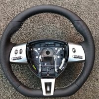 Jaguar XF XK - Slighlty thicker, Thumb grips built up + Flat bottom, Perforated leather on sides,Smooth top-bottom, Silver stitching 3