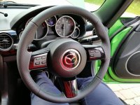Mazda MX5 mk3 - thicker, thumb grips added, perforated sides smooth top-bottom, Lime stitching 1.jpg