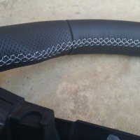 Mondeo-MK3-–-Slighlty-thicker-Perforated-leather-on-sides-Smooth-topbottom-Silver-stitching-2