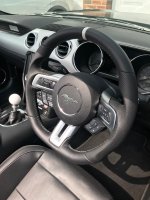 Mustang-2015-2018-Manual - Modification with Flat bottom + PROFILES, Perforated leather on sides, Smooth top-bottom + Light grey centre stripe, Mid Grey 415 stitching  2