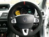 Megane RS 250 -Black Alcantara 9040 + Red centre strip at 12 o'clock, Red stitching 1