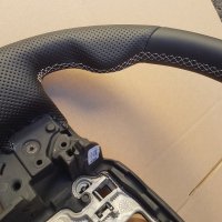 RR-sport-SVR-2019-HEATED-Perforated-leather-on-sides-Smooth-top-bottom-Silver-stitching-3