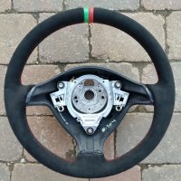 Fabia-mk1-VRS-black-alcantara-9040-green-red-centre-strip-at-12-oclock-Red-stitching