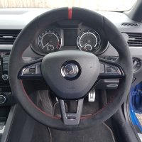 Octavia-vRS-2015-Round-with-paddles-Full-Black-Alcantara-9040-Red-centre-stripe-Red-stitching-1