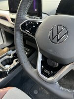 VW-ID.4-HEATED-NO-touch-sensor-Perforated-leather-on-sides-Smooth-leather-top-bottom-Silver-stitching-3