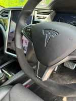 Tesla-Model-S-NON-heated-Perforated-leather-on-sides-Black-Alcantara-9040-top-bottom-Black-stitching-3