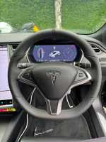 Tesla-Model-S-NON-heated-Perforated-leather-on-sides-Smooth-leather-top-bottom+ Dark Grey Alcantara-9002 -centre-stripe-Dark-Grey-1282-stitching-1