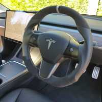 Tesla-3-2020-Full-modification-with-Flat-bottom-PROFILES-SMOOTH-leather-on-sides-Dark-grey-Alcantara-9002-top-bottom-Light-grey-centre-stripe-Light-grey-412-stitching-2