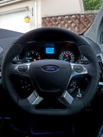 Transit-Custom-2015-with-Radio-and-phone-control-Thicker-rim-with-Bigger-thumb-grips-Flat-bottom-Perforated-leather-on-sides-Smooth-top-bottom-Blue-1318-stitching-2