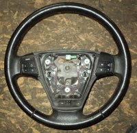 Volvo-V50-standard-wheel