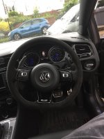 Golf R mk7 DSG - Black alcantara 9040, Light silver 412 stitching