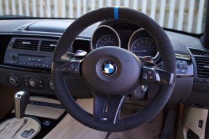 Z4-E85-M-tech-Black-alcantara-Blue-centre-stripe-M-stitching-0